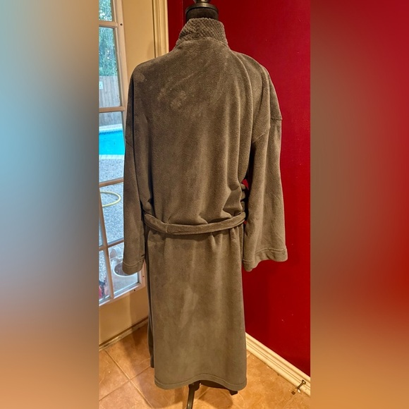 Ulta Beauty Gray Fleece Bath Robe One Size Plush Belted Pockets Shawl Collar - Picture 7 of 7
